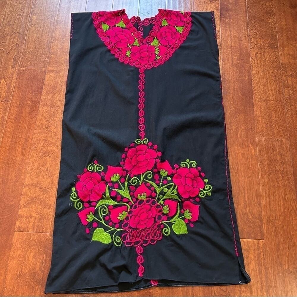 Vintage Mexican Embroidered Dress, Black with Pink Flowers, One Size Fits Most
